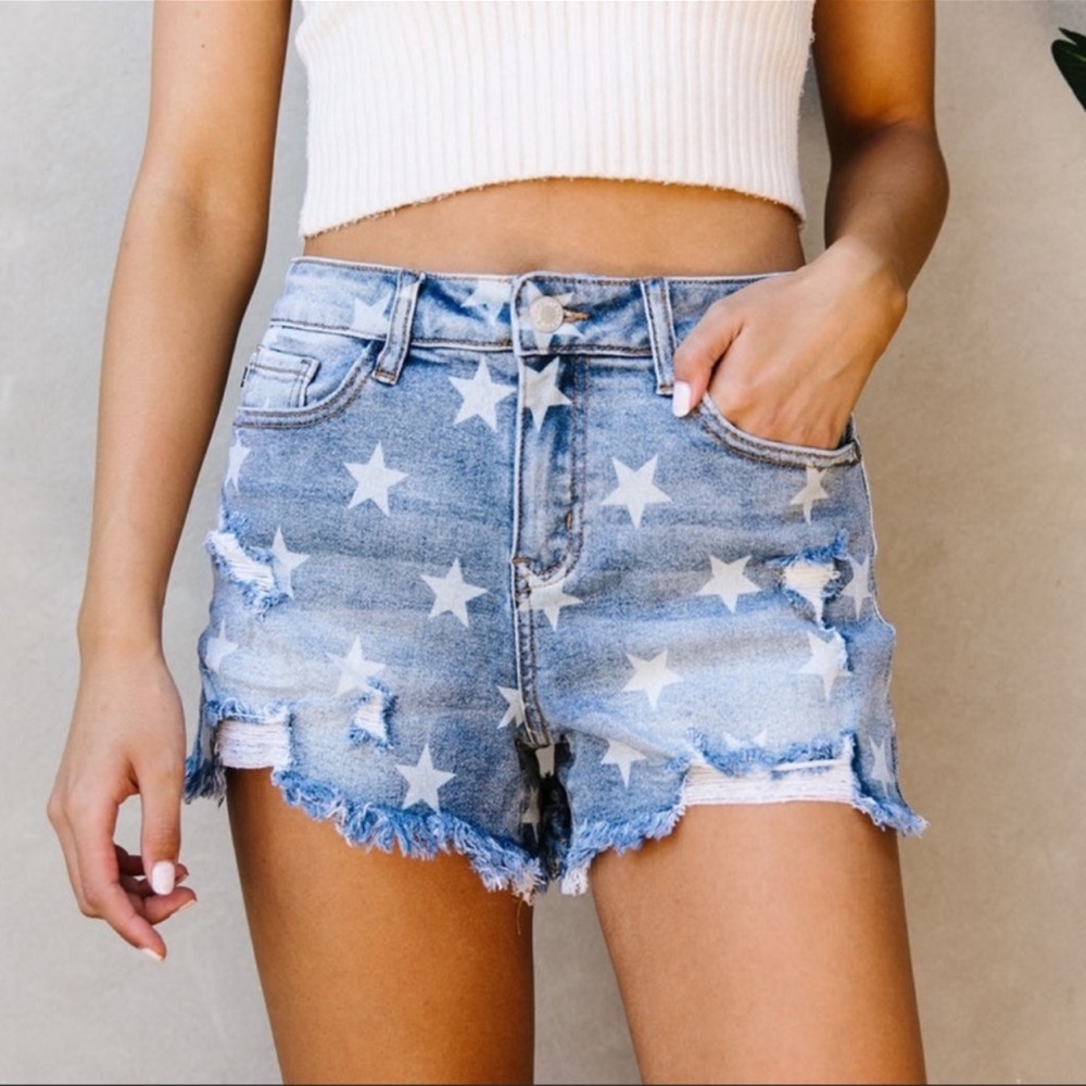 Judy blue distressed cut off star denim shorts size large